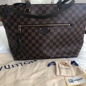 Authentic Louis Vuitton IENA MM Shoulder Handbag